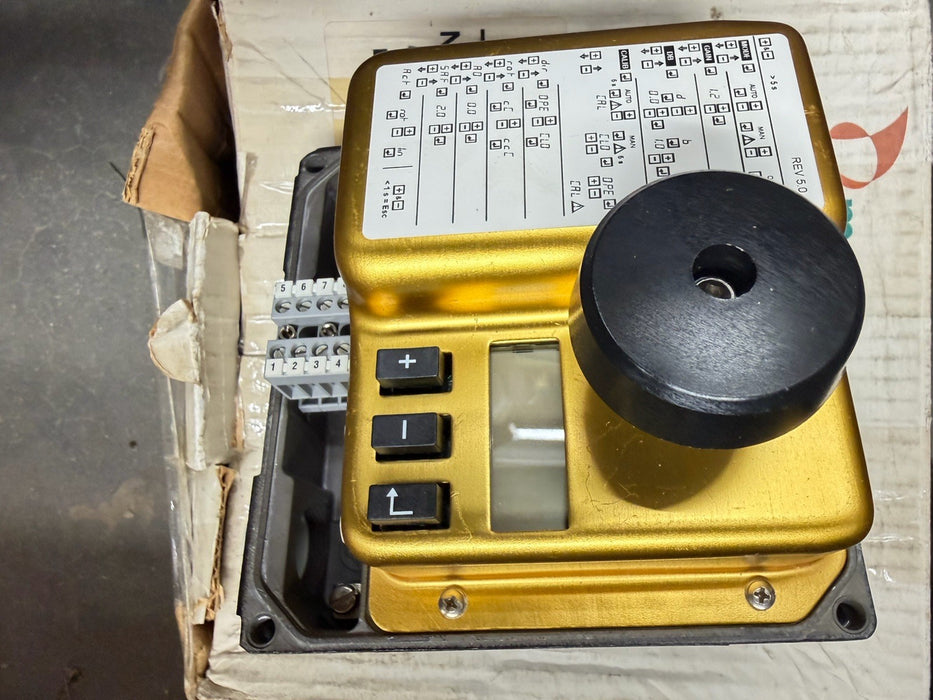 NEW METSO ND8221A ELECTRO PNEUMATIC VALVE POSITIONER 4-20ma NIB