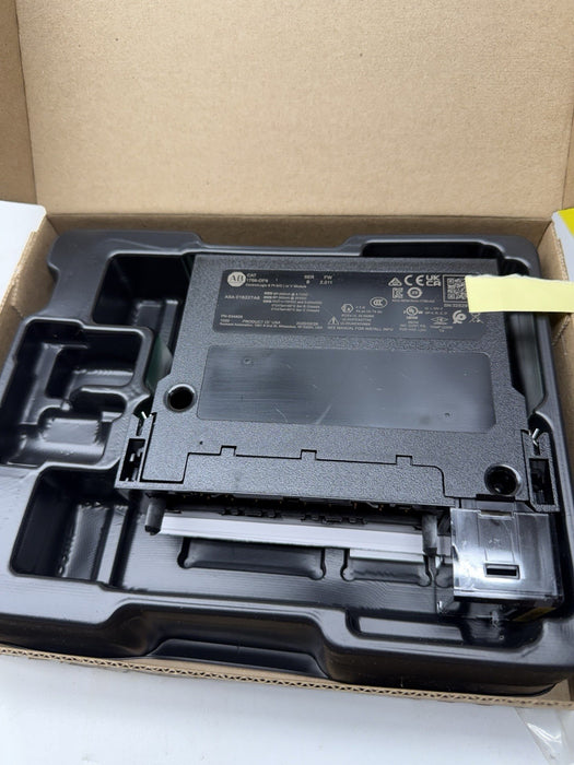 1756-OF8 NEW ALLEN BRADLEY Controllogix 8PT ANALOG OUT 1756-0F8 634828 NIB