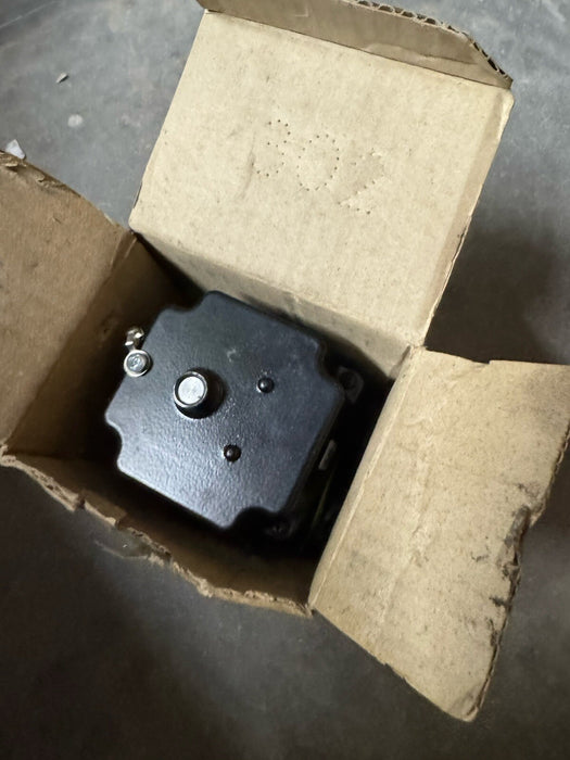 CCJ125B01 PARKER SCHRADER BELLOW SOLENOID VALVE 1/4"NPT 120VAC VAC-150 PNEUMATIC