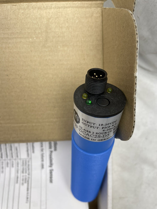 NEW ALLEN BRADLEY 873P-DCAC2S-D5 ULTRASONIC PROXIMITY SENSOR PNP X 2 19-30VDC