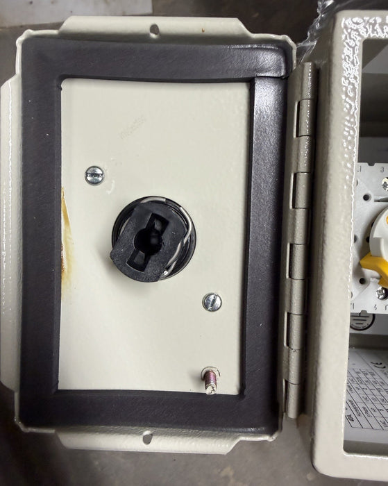 ALLEN BRADLEY 194E-FA40 / 194EFA40 NEW IN THE BOX 198EDF645D