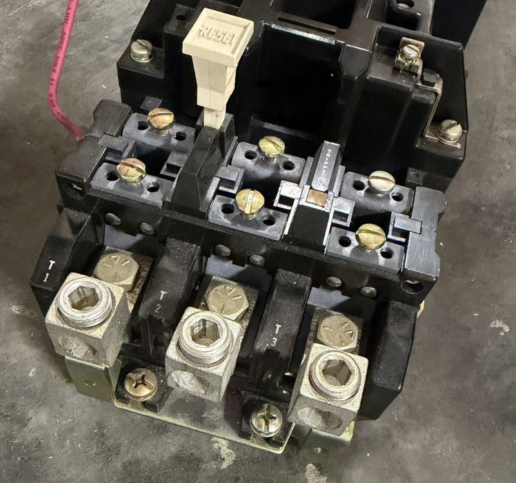 ALLEN BRADLEY 509-EOD Nema Size 4 Starter Contactor Overload Block Auxillary