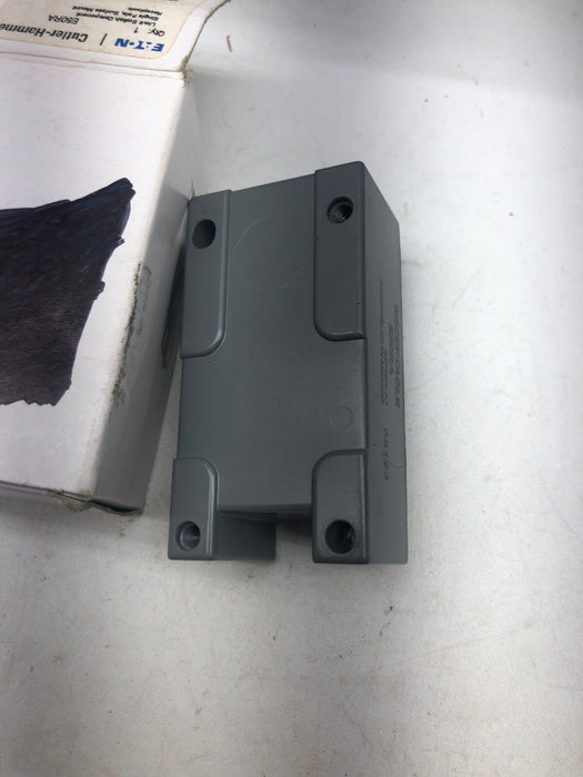 NEW EATON E50RA LIMIT SWITCH COMPONET SINGLE POLE SURFACE MOUNT RECEPTACLE