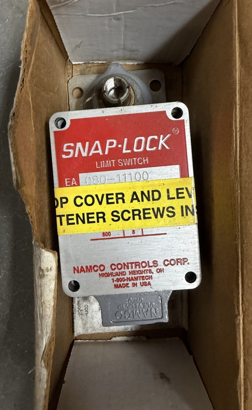NAMCO EA080-11100 LIMIT SWITCH EA08011100 single pole double break double throw