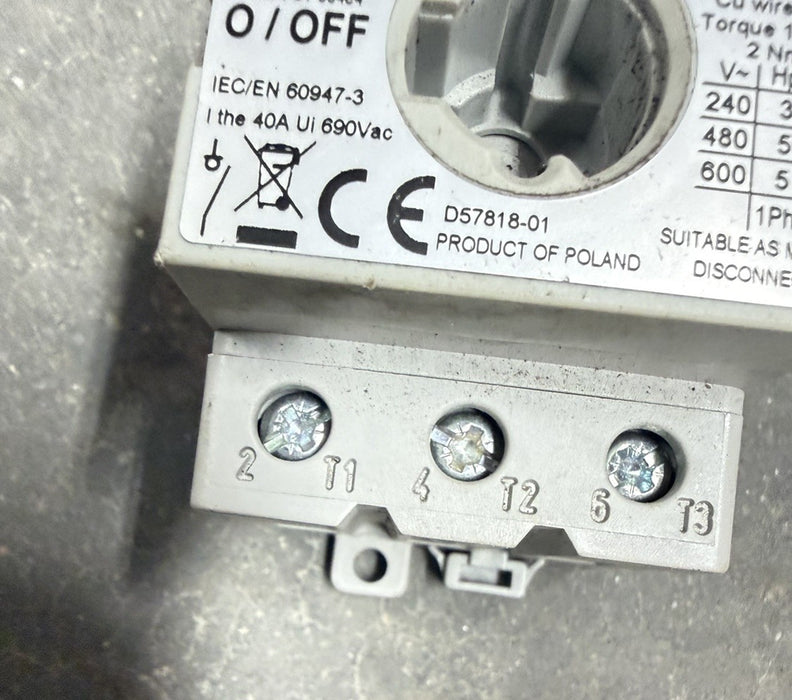 HUBBELL HBLDS3RS circuit-lock disconnect switch type 4x 12k 30 amp 600vac