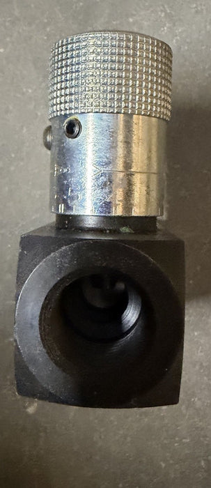 Parker F800S-11FT  F800S Hydraulic Valve Steel 1/2-14, 15 GPM, 5000 PSI, 57 LPM