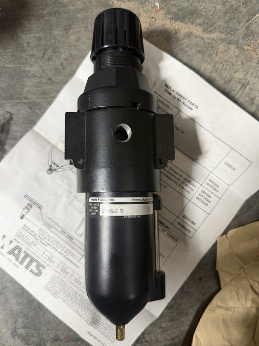 PARKER / WATTS QIX B20-00WJC/M2 / B2000WJCM2 Filter/Regulator NIB