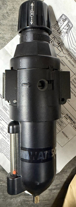 PARKER / WATTS QIX B20-00WJC/M2 / B2000WJCM2 Filter/Regulator NIB