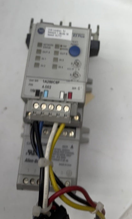 Cracked 592-EC2BC  ALLEN BRADLEY E3 PLUS OVERLOAD RELAY 592EC2BC /C 3-15 Amp