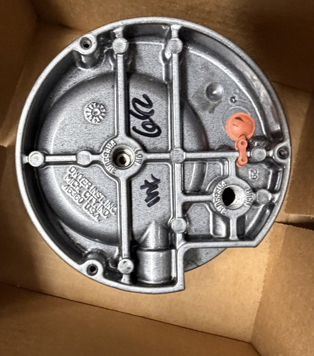 Dwyer Magnehelic 2310 Differential Pressure Gauge -5 - 5 Inches Of Water INH20