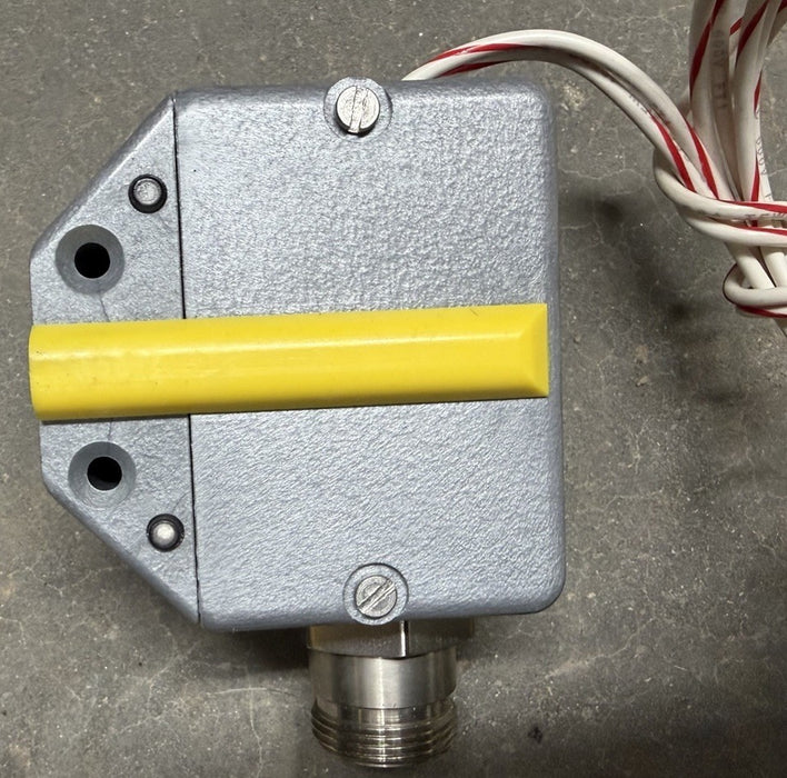 ECN3302F-WYR1 STONEL VALVEPOINT ECLIPSE VALVE POSITION SWITCH QD 7PIN SST SENSOR