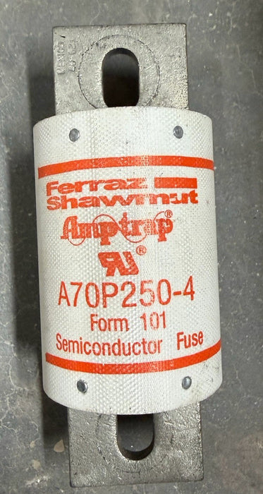 Gold Shawmut A70P300  300AMP, 700VAC Type 4 Fuse