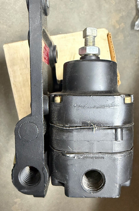 Bellofram Type 80 PNEUMATIC Valve Positioner NIB
