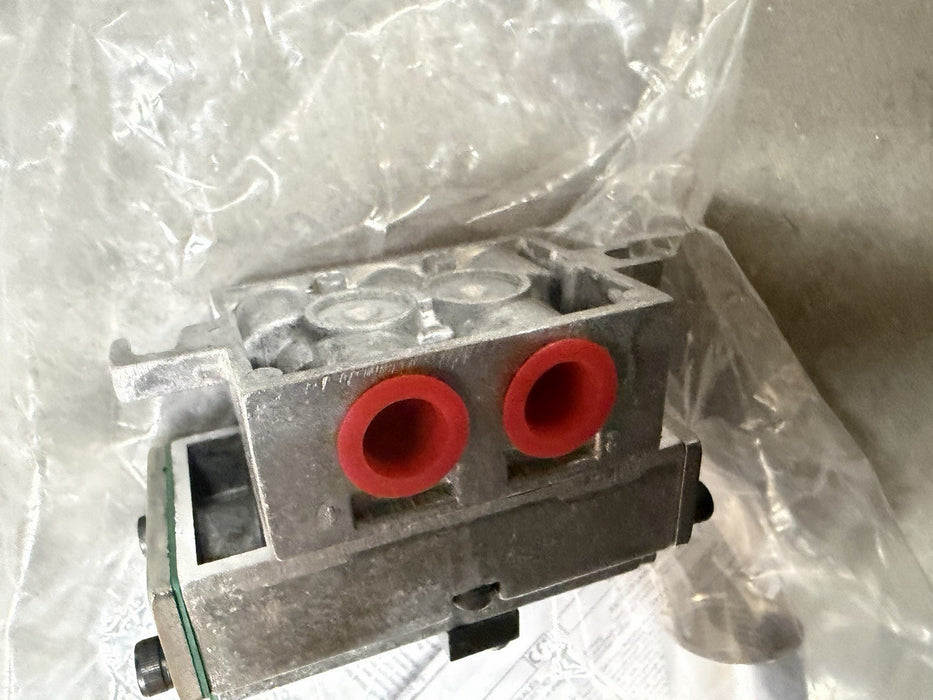 MISSING THE SOLENOID COIL NEW ASCO WT8401B101 120V SOLENOID VALVE 8401B101