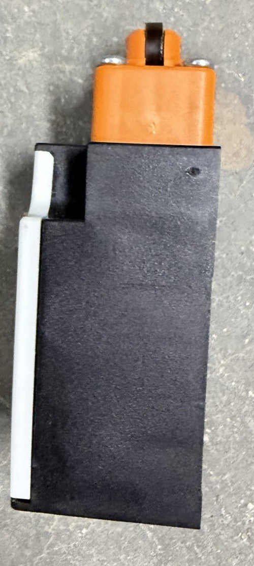 Siemens Position Switch 500V 10A 1NO+1NC P/N 3SE2 200-1D