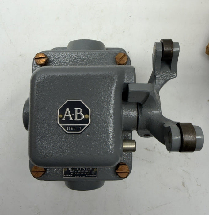 NEW ALLEN BRADLEY 801-CM0144 801-CMO144 FORK LIMIT SWITCH KONESCRANE TROLLEY AB