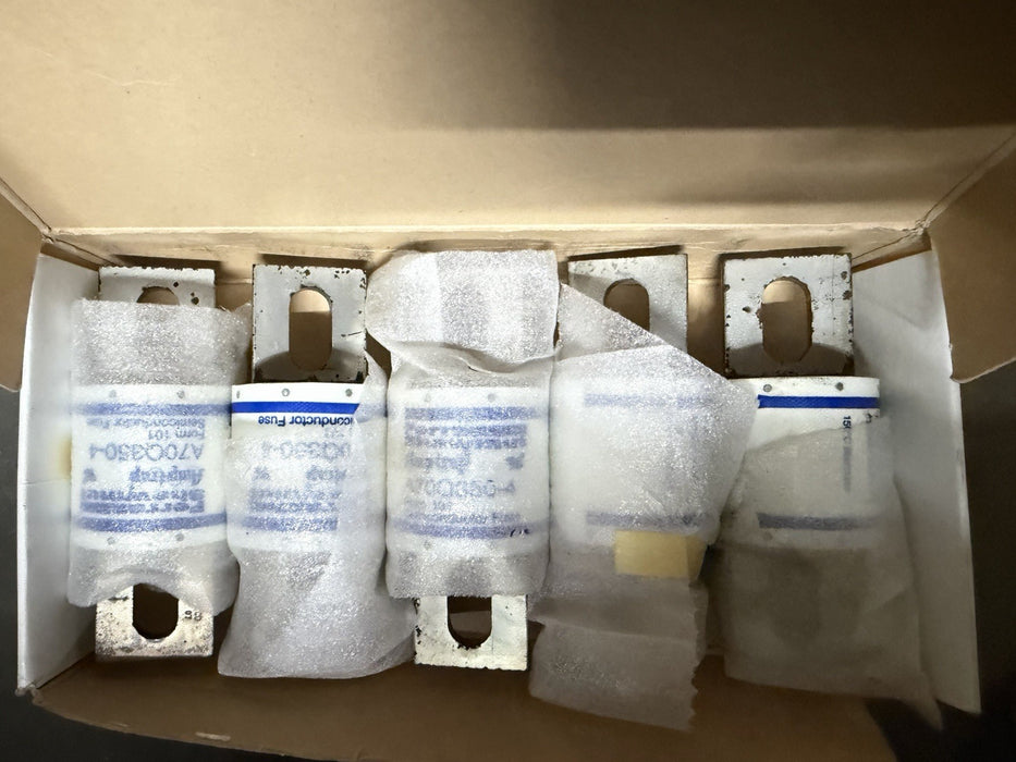 Qty 1 Allen Bradley 1336-F1-SP8A A70Q350-4 Fuse Bus Amptrap Ferraz Shawmut NEW