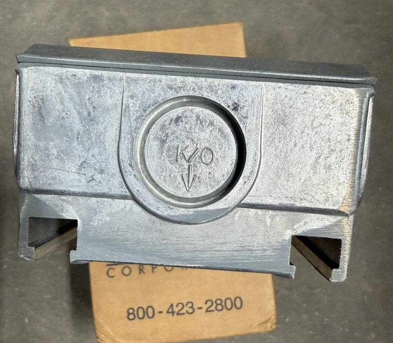 ELEVATOR EQUIPMENT MV-4C Magnet Leveling Switch 300vac 230vdc 8 AMP W/ HARDWARE
