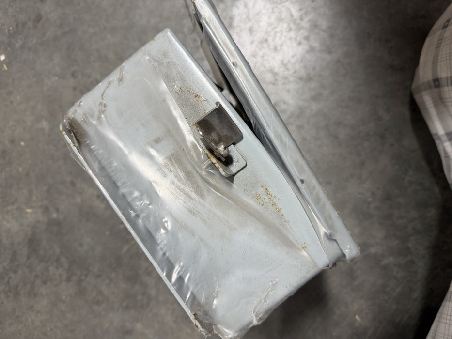 Hoffman A1008CHNF J BOX / Advance 71A5492-001D 150 Watt Metal Halide Ballast KIT