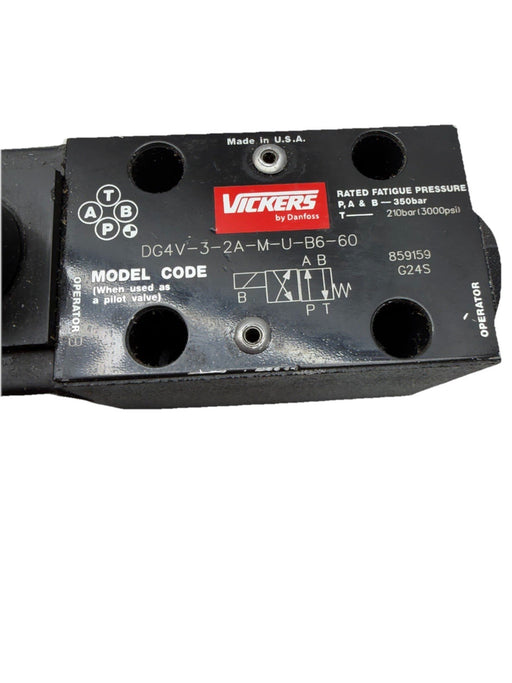 NEW EATON CORPORATION DG4V-3-2A-M-U-B6-60 / DG4V32AMUB660