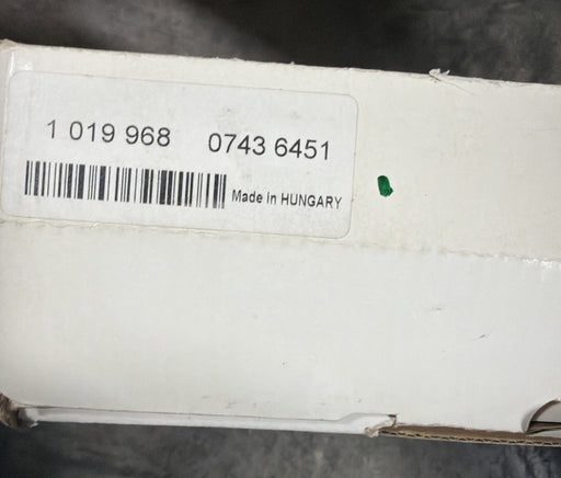 ALLEN BRADLEY 440L-T4F90018-Q  440LT4F90018Q NEW IN THE BOX SAFETY LIGHT CURTAIN