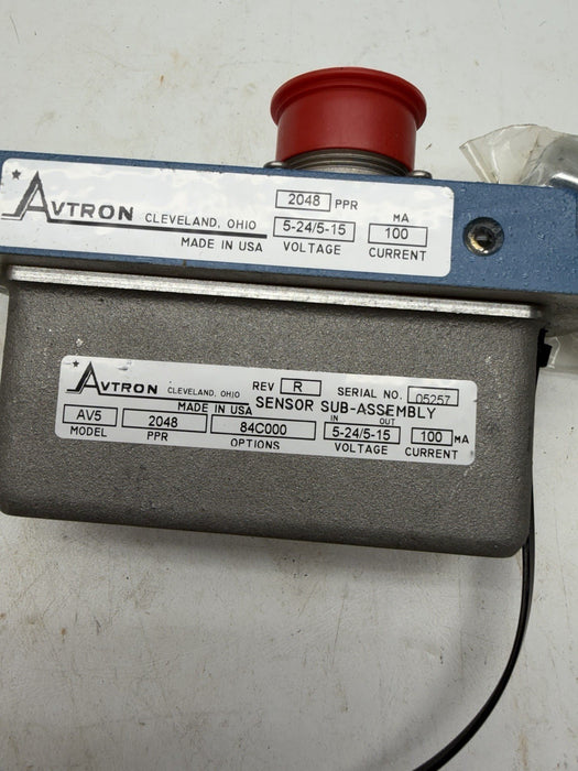 NEW AVTRON AV5-84C000 / AV584C000 2048 PPR  Magnetoresistive Incremental Encoder