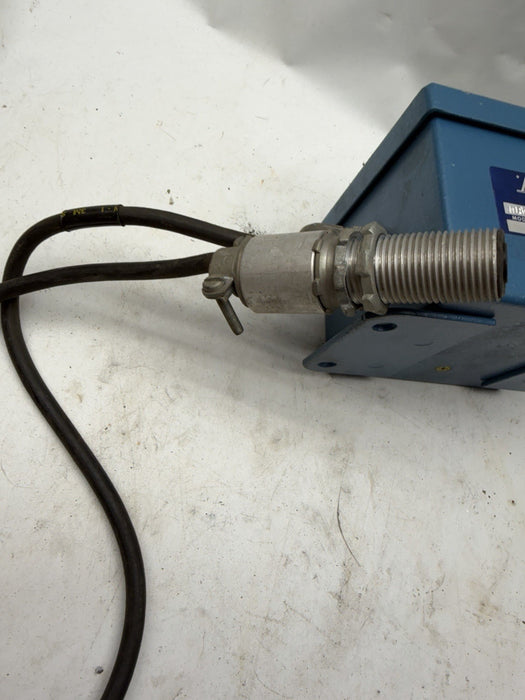 NOS AVTRON 12-15VDC 30MA PULSE TACHOMETER M185