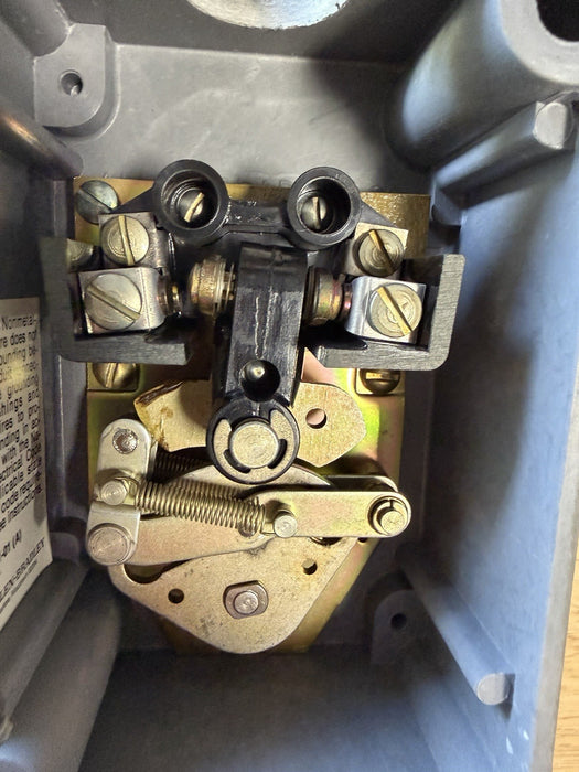 840-A4  ALLEN BRADLEY FLOAT SWITCH Sump pump Level Control Switch