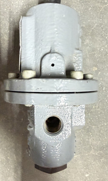 NEW Fisher Valve Type 95H-14  95 h-14 regulator cast iron gas or liquid duty NNB