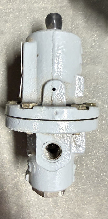 NEW Fisher Valve Type 95H-14  95 h-14 regulator cast iron gas or liquid duty NNB