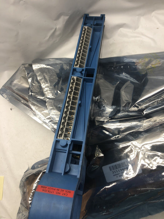 ALLEN BRADLEY 1778-IDA ISOLATED AC INPUT SWING ARM PLC  PIVOT ARM