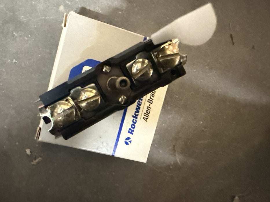 Allen Bradley 815-BOV4 Overload Relay nib
