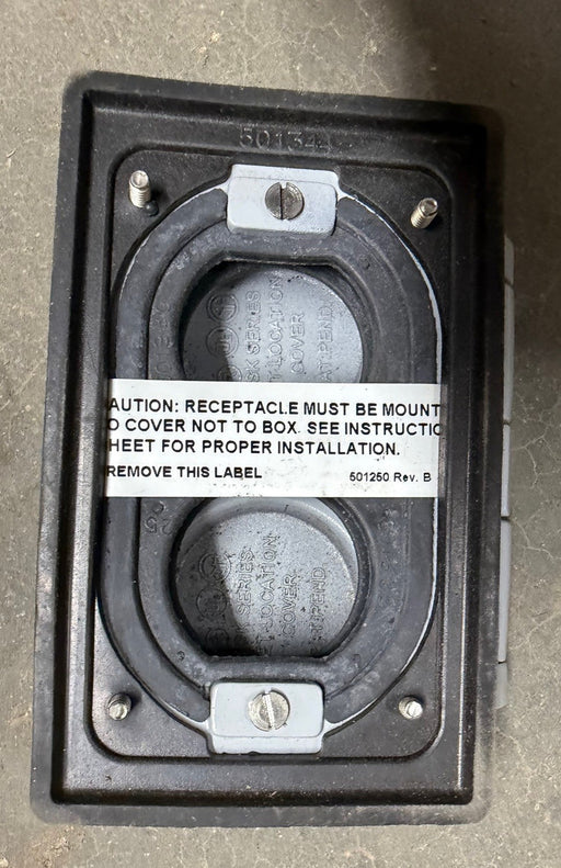Appleton FSK-WRD Wet Loc 2 HOLE Receptacle Cover FSK 501250 501338 501344 501337