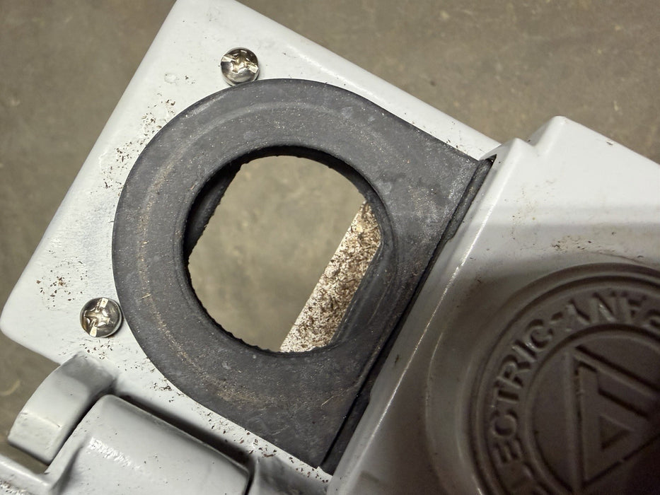 Appleton FSK-WRD Wet Loc 2 HOLE Receptacle Cover FSK 501250 501338 501344 501337