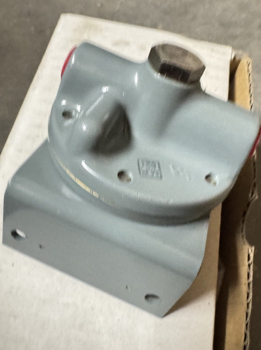 NEW NEVER USED MOORE CONSTANT DIFFERENTIAL FLOW CONTROLLER MODEL 6380 W/ BRACKET