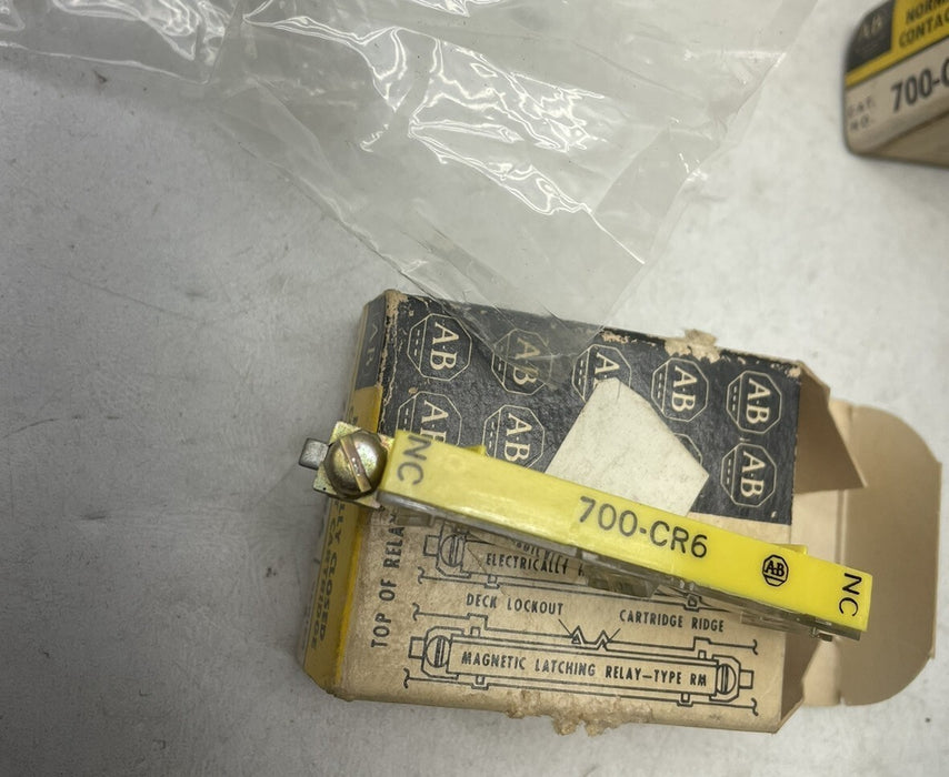 NEW ALLEN BRADLEY 700-CR6 CONTACT CARTRIDGE TYPE R RELAY N.C.