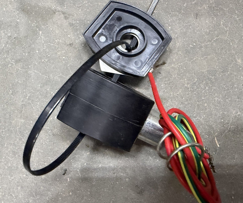 NEW ASCO 272614-132-D SOLENOID VALVE COIL  120/60 272614132D