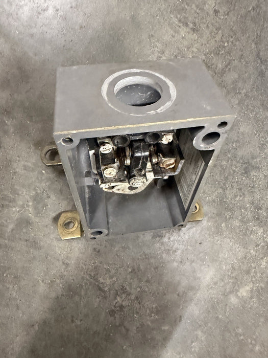 840-A4  ALLEN BRADLEY FLOAT SWITCH