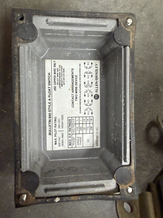 840-A4  ALLEN BRADLEY FLOAT SWITCH