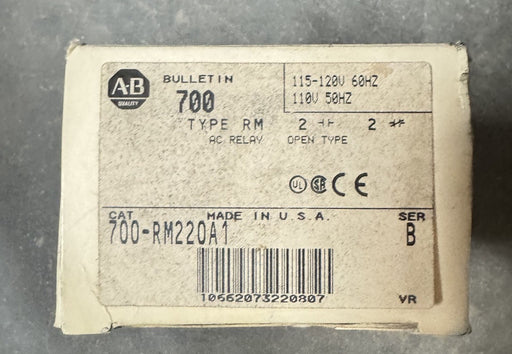 NEW ALLEN BRADLEY 700-RM220A1 / 700RM220A1 NIB