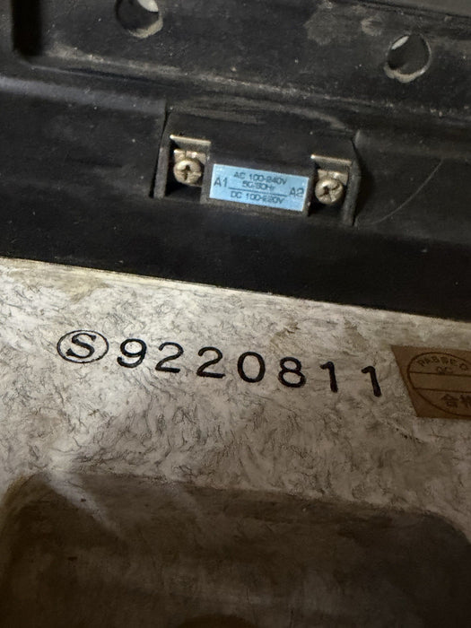 TOSHIBA TYPE CV-1HAU VACUUM CONTACTOR, 100-240 VAC 50/60HZ COIL, 3 POLE