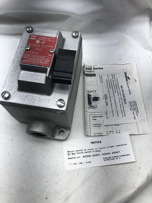 NEW COOPER CROUSE HINDS EDS2596 FACTORY SEALED SIDE OPERATED PUSH BUTTON STATION