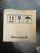 UDC3500 NEW UNUSED HONEYWELL CONTROLLER  DC3500-EE-0000-200-00000-E0-0