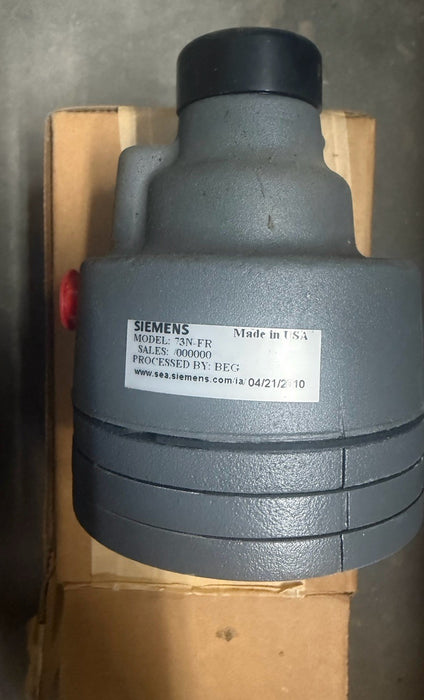 New Siemens 73N-FR Reverse Acting Valve Positioner Built-In Top Loading NIB