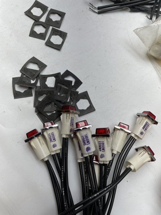 52PC NEW 1050A4 120 VAC PILOT LIGHT LAMPS W/ FLYING LEADS CLEAR WHITE RED GREEN