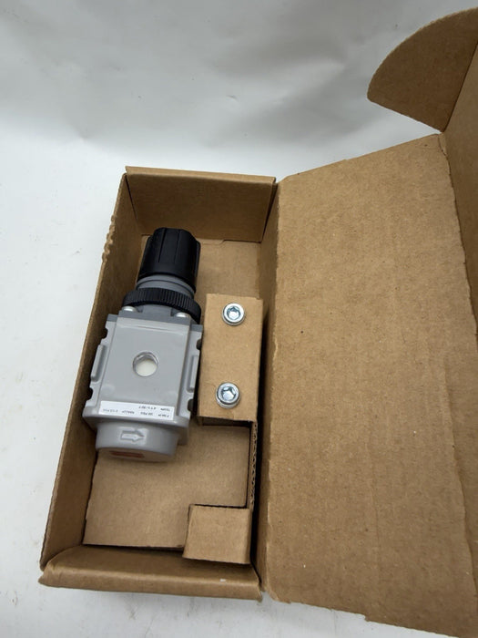 Parker P31RB92BNNP Pneumatic Regulator 1/4in Npt 0-125psi