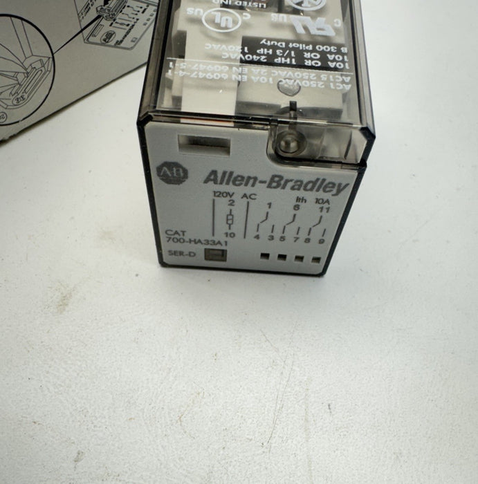 NEW Allen Bradley QTY:1 700-HA33A24 Relay  3 C/O 3PDT 10 AMP 24VAC