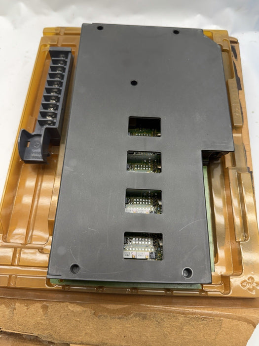 New in box 1771-OFE2 Allen Bradley Current 4-20ma Analog Output Module