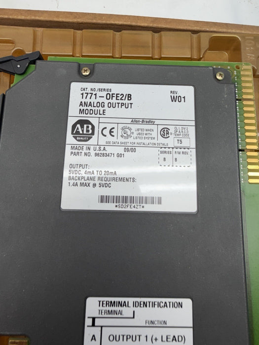 New in box 1771-OFE2 Allen Bradley Current 4-20ma Analog Output Module