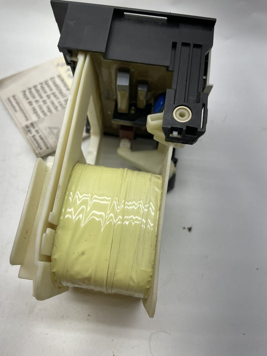 BROKEN PLASTIC SIEMENS 3RT19655AF31 110-127 VAC /DC COIL FOR CONTACTOR